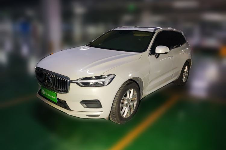 Used Volvo XC60 2019 T5 4x4 Smart Edition China V Standard