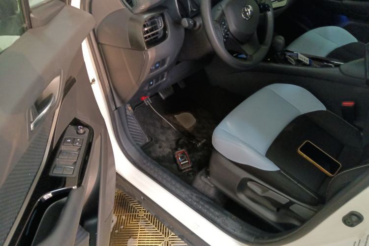 Used Toyota IZOA 2020 2.0L Yi Xiang CARE Driver Seat