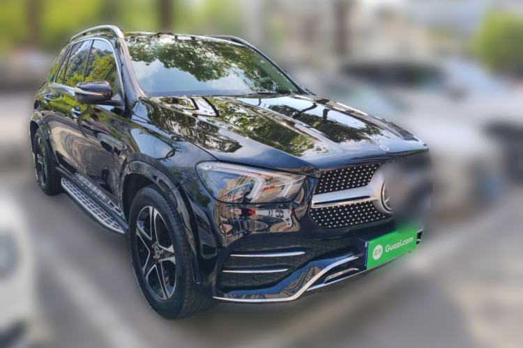 Used Mercedes-Benz GLE 2023 GLE 350 4MATIC Stylish Model Front Right 45 Deg