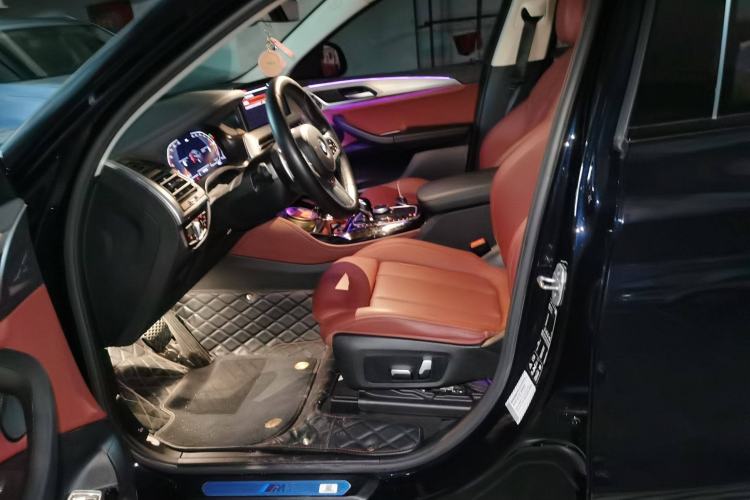 Used BMW X4 2022 xDrive 25i M Sport Package Left Front Seat