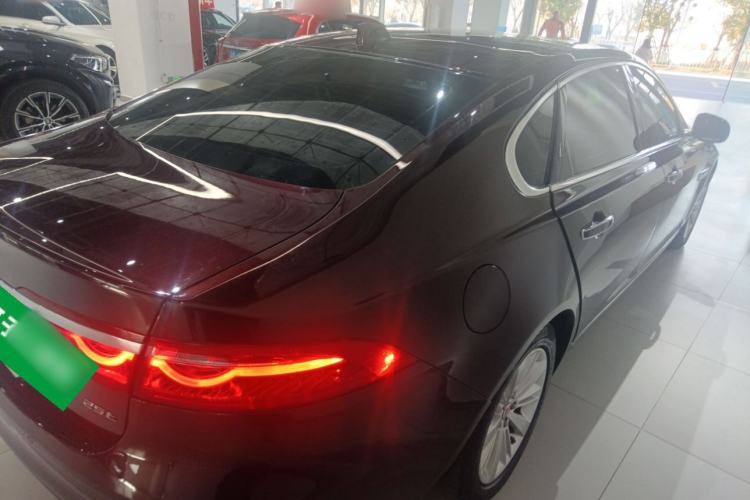 Used Jaguar XFL 2017 XFL 2.0T 240PS Premium Edition
