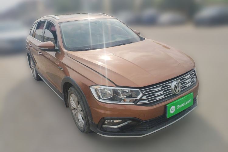 Used Volkswagen C-TREK 2018 1.5L Automatic Comfort Model
