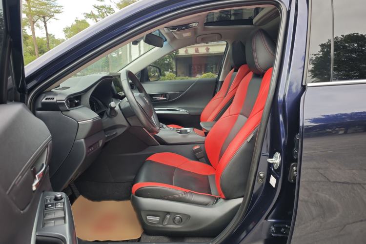 Used Toyota Harrier 2023 2.0L CVT Two-Wheel Drive Entry Version
