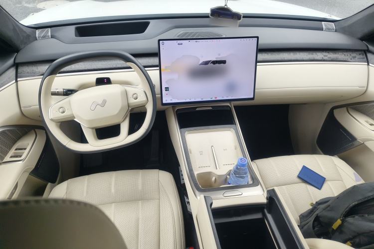 Used ONVO Luxeed L90 2025 Model—Max Six-Seater Version