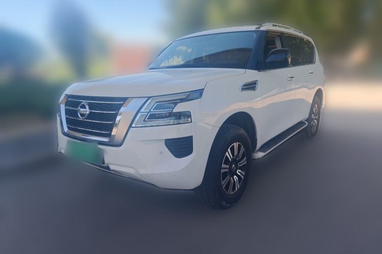 Used Nissan Patrol 4.0L gasoline 7-seater automatic all-wheel-drive passenger van