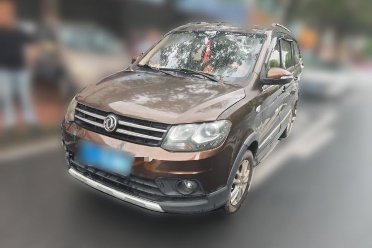 Used Dongfeng Fengon 360 2015 1.5L Manual Luxury 7-Seater China V Emission Standard