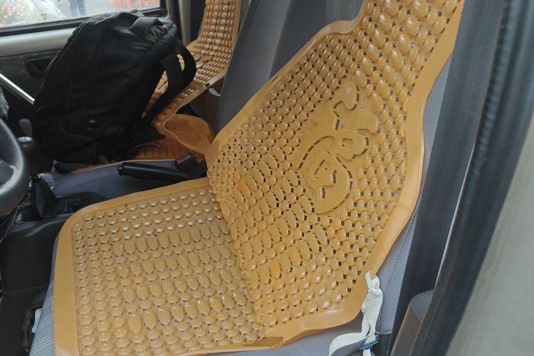 Used Wuling Rongguang 2011 1.2L Base Version
