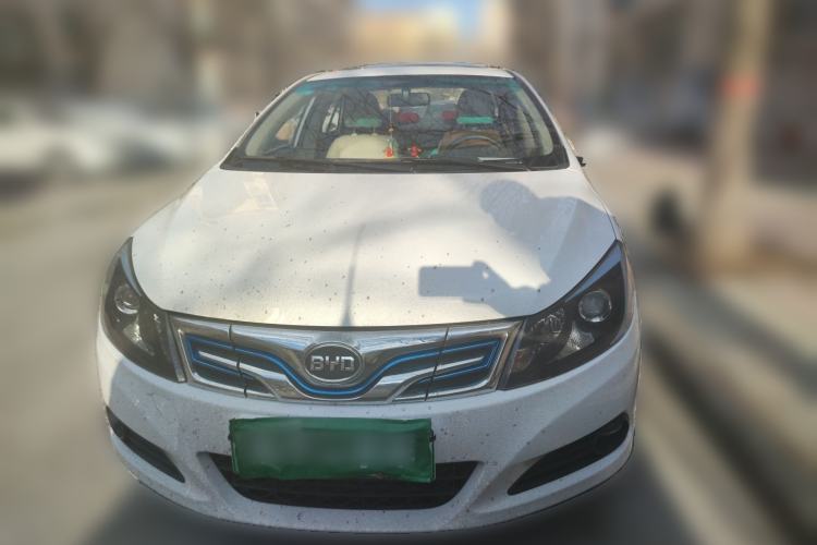 Used BYD e5 2017 300 Prestige Edition
