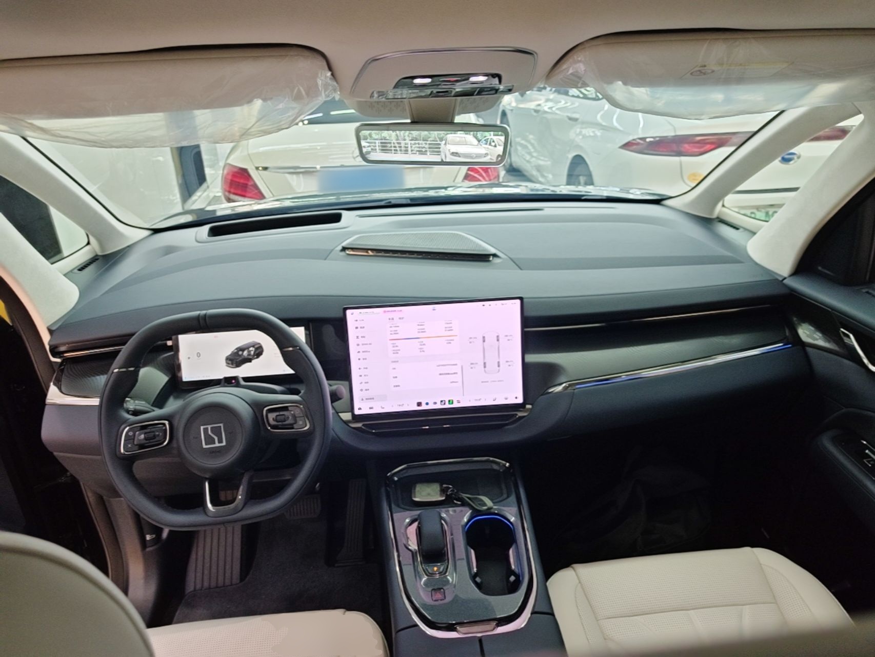Zeekr 009 2024 GAC Trumpchi Heritage Edition — снимка 12