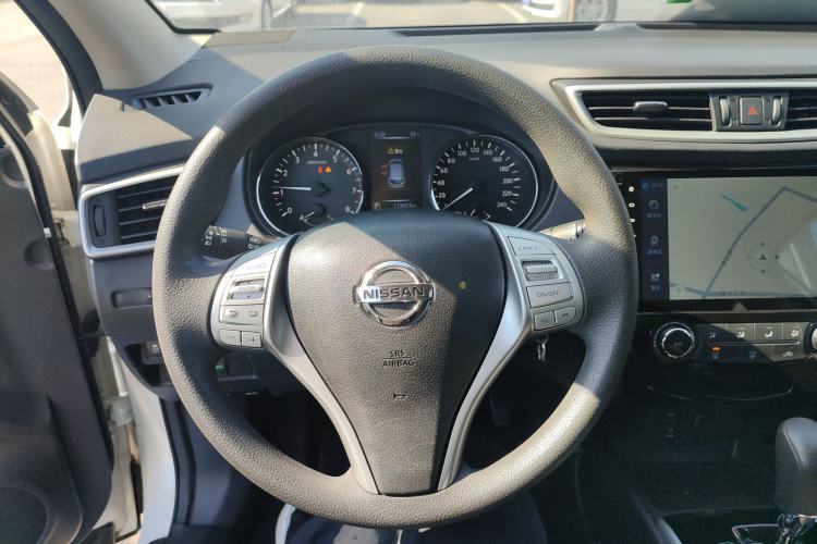 Used Nissan Qashqai 2016 2.0L CVT Elite Edition Steering Wheel