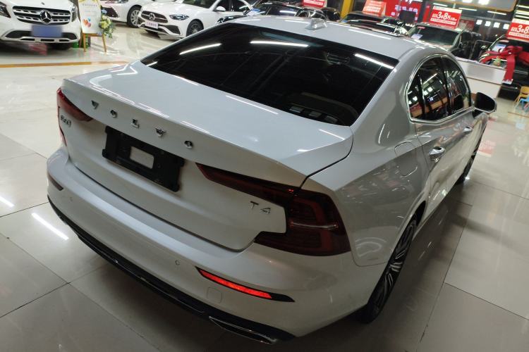 Used Volvo S60 2021 T4 Zhiyuan Luxury Edition