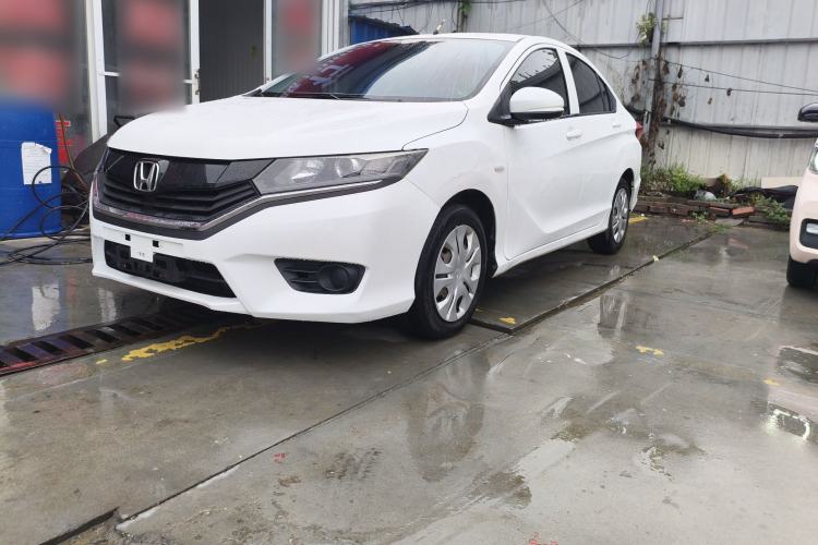 Used Honda Greiz 2016 1.5L Manual Classic Edition
