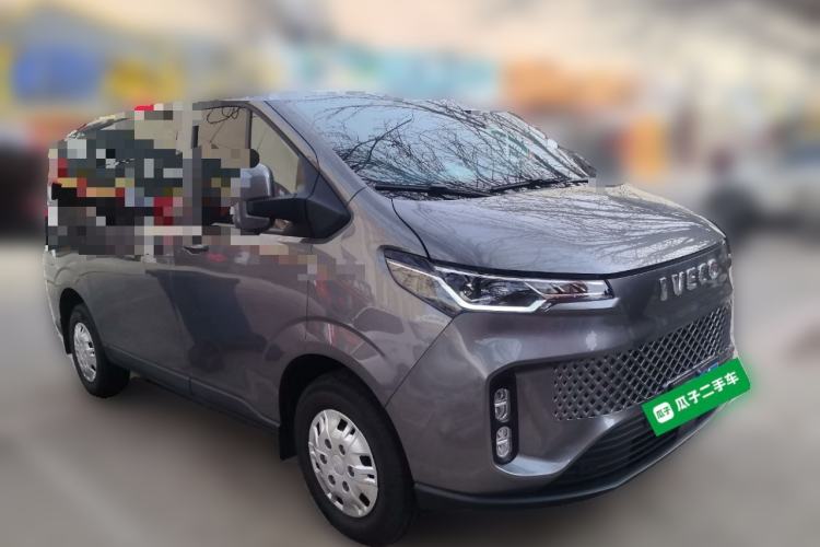 Used Iveco Fidato 2025 C30 Passenger Van 2.0T 110 kW Automatic – Xingtu Edition
