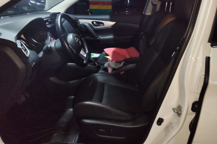 Used Nissan Qashqai 2019 2.0L CVT Luxury Edition Left Front Seat