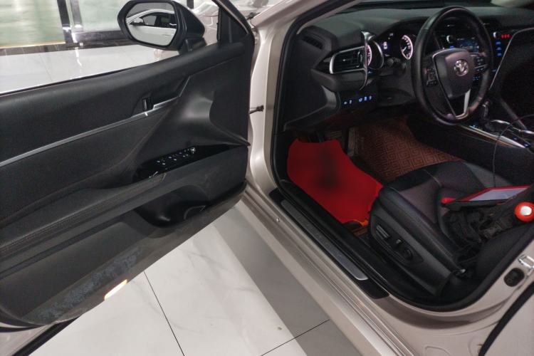 Used Toyota Camry 2019 2.0G Luxury Edition China VI Standard
