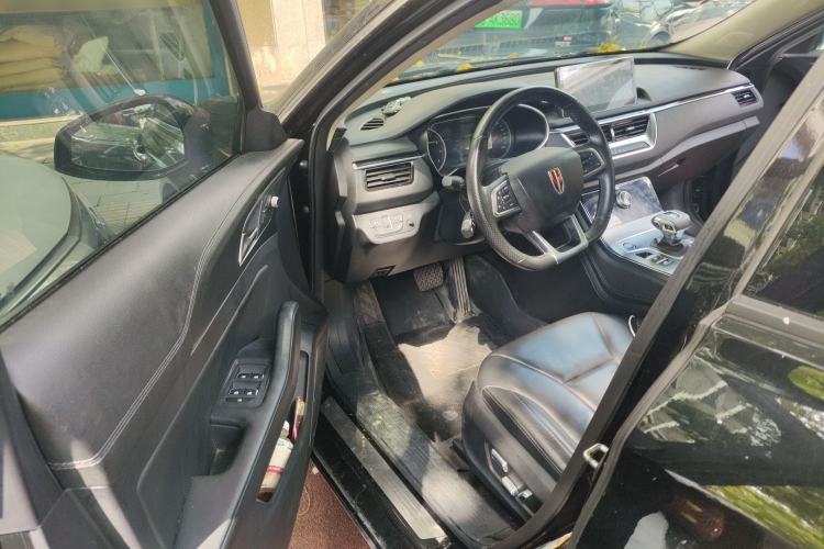 Used Hongqi H5 2022 Classic Model Facelift 1.8T Automatic Smart Connect Flagship Edition Driver Seat