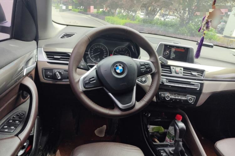 Used BMW X1 2016 sDrive18Li Luxury Model Steering Wheel