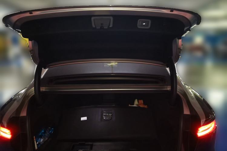 Used VOYAH Lantu Chiguang L 2026 Four-Wheel-Drive Ultra
