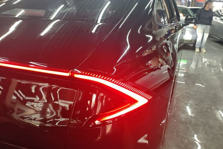 Used Wuling E5 2024 510 km Standard Version Right Rear Taillight