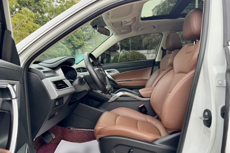 Used Geely Auto Emgrand X7 Sport 2021 1.8TD DCT Two-Wheel Drive Asian Games Edition Interior 1