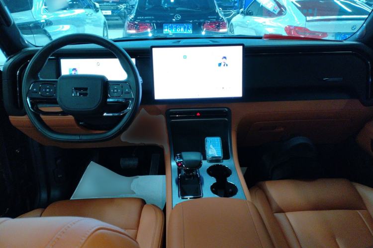 Used Polestones 01 2023 Deluxe 6-Seater Version
