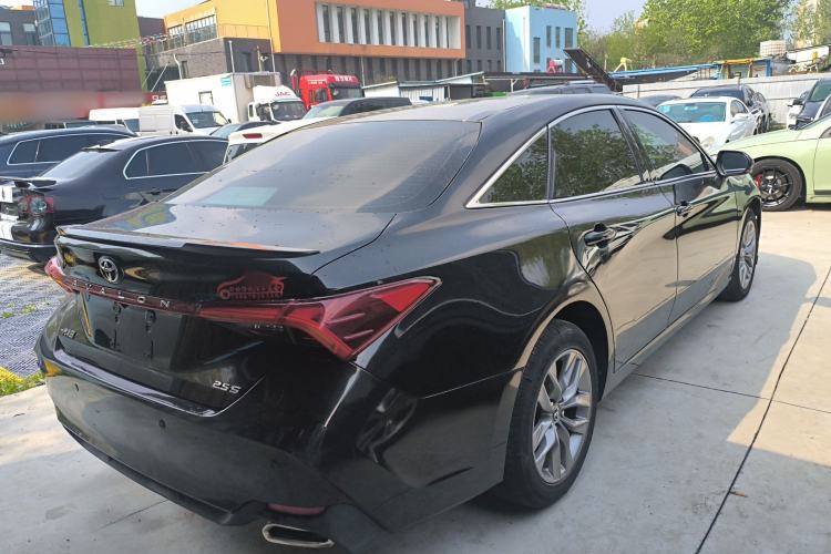 Used Toyota Avalon 2019 2.5L Ambition Version China VI Standard Rear Right 45 Deg