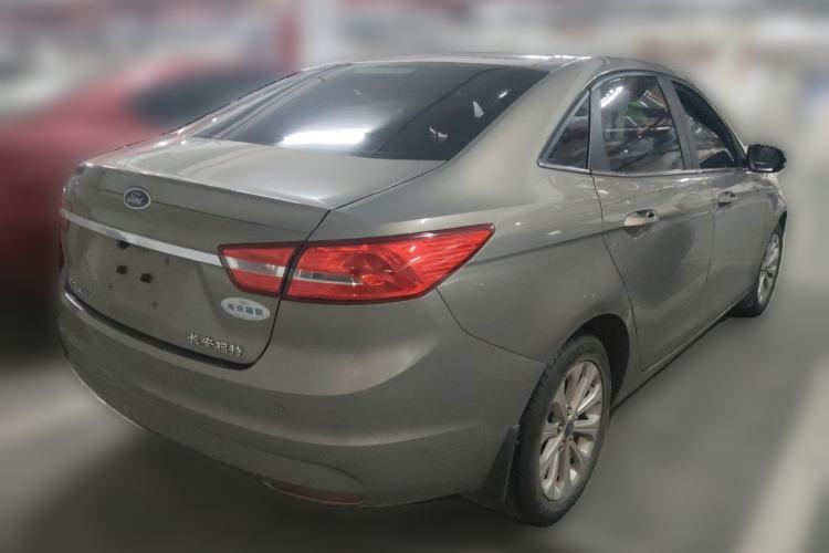 Used Ford Escort 2015 1.5L Automatic Fashion Model
