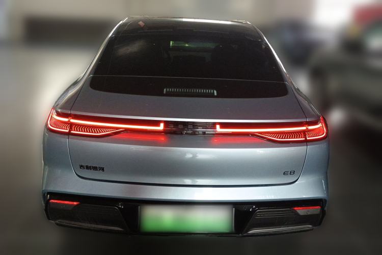 Used Geely Galaxy E8 2025 620 km All-Wheel Drive Starship LiDAR-Enabled Intelligent Driving Version Rear