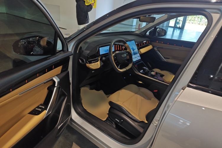 Used Geely Auto FX11 2023 1.5TD DCT Prestige Edition