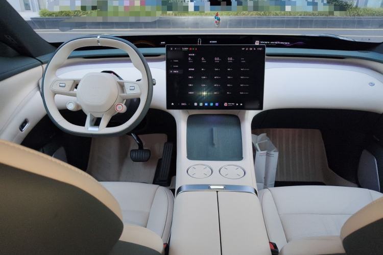 Used Xiaomi Auto YU7 2025 Ultra-Long Range All-Wheel Drive Pro Version
