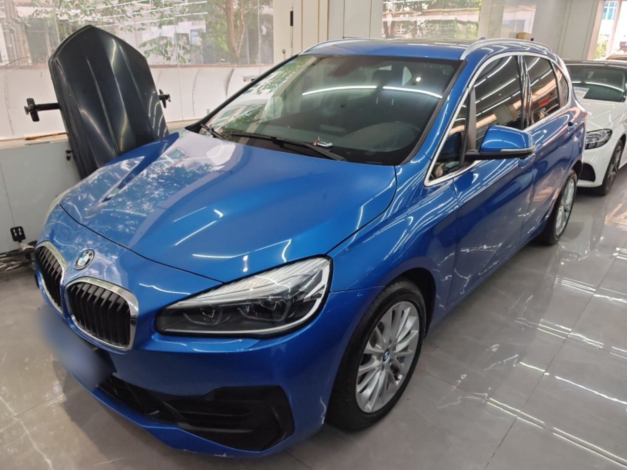 Parte inferior delantera