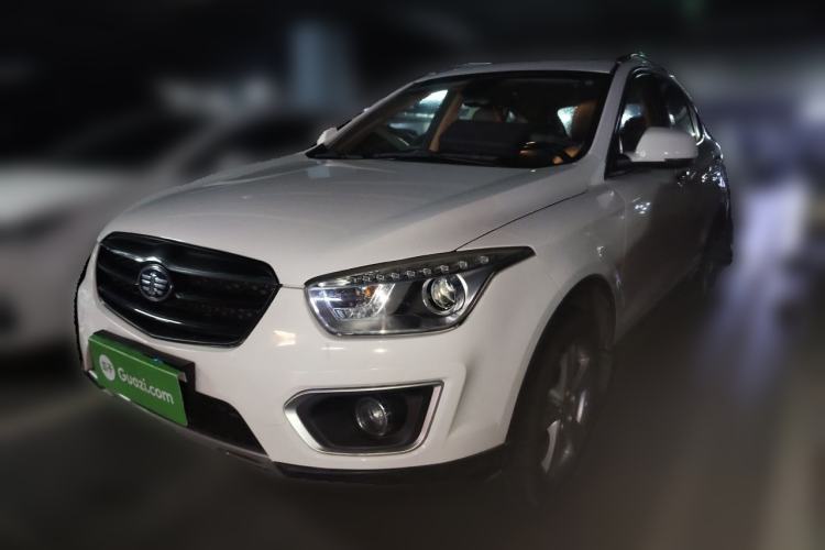 Used Bestune X80 2016 2.0L automatic Comfort trim level