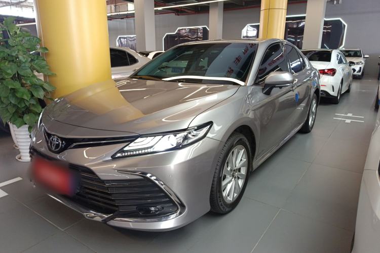 Used Toyota Camry 2023 2.0G Luxury Edition