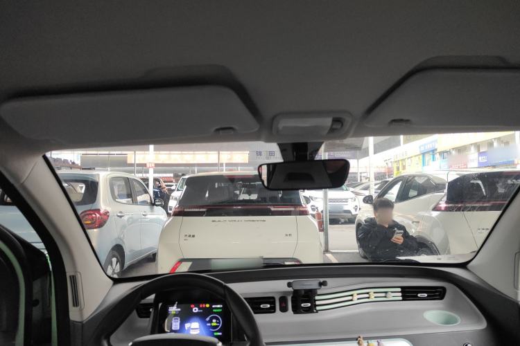 Used Wuling Hongguang MINIEV 2022 Macaron Premium Model – Lithium Iron Phosphate Headliner