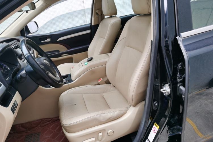 Used Toyota Highlander 2015 2.0T Four-Wheel Drive Luxury Edition 7-Seater Left Front Seat