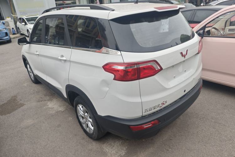 Used Wuling Hongguang S3 2018 1.5L Manual Comfort Model China V Standard