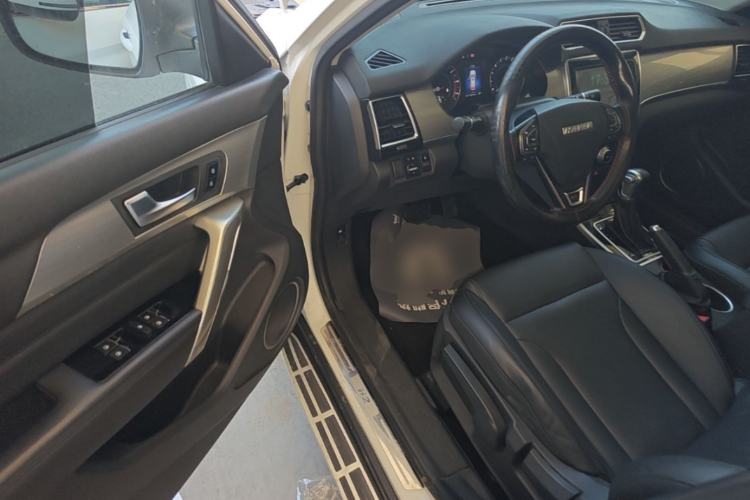 Used Haval H2 2017 Red-Label 1.5T Automatic Two-Wheel Drive Elite Model