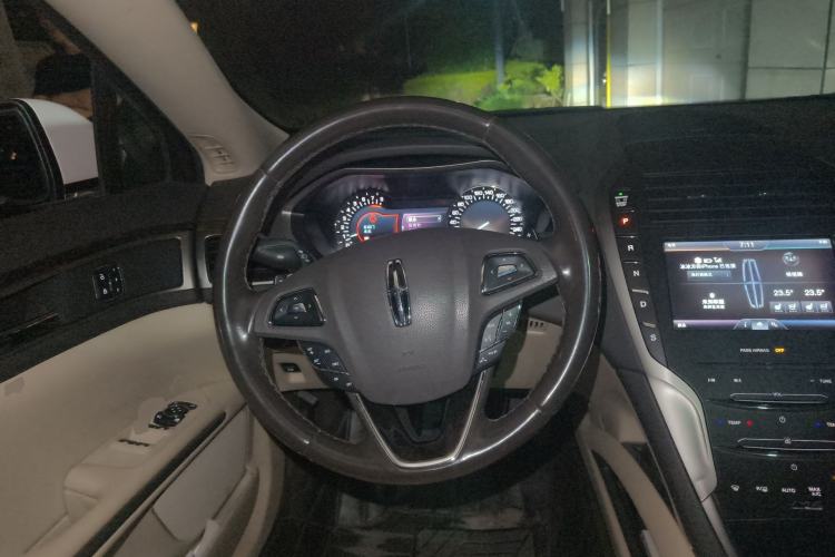 Used Lincoln MKZ 2014 2.0T Luxury Edition
