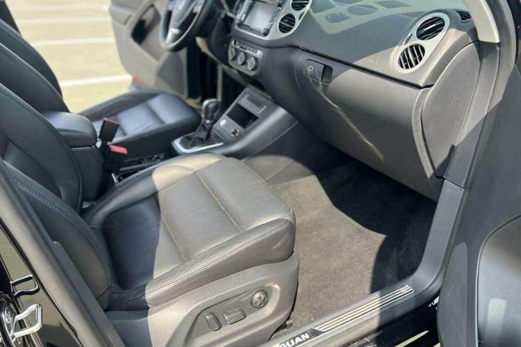 Used Volkswagen Tiguan L 2015 1.8TSI Automatic All-Wheel-Drive Luxury Model