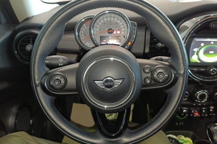 Used MINI MINI 2016 1.5T COOPER
