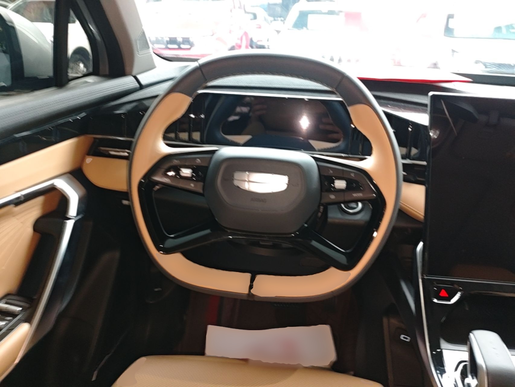 Geely Auto FX11 2023 1.5TD DCT Prestige Edition — снимка 13