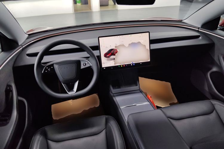 Used Tesla Model 3 2023 Long-Range All-Wheel-Drive Version Center Console