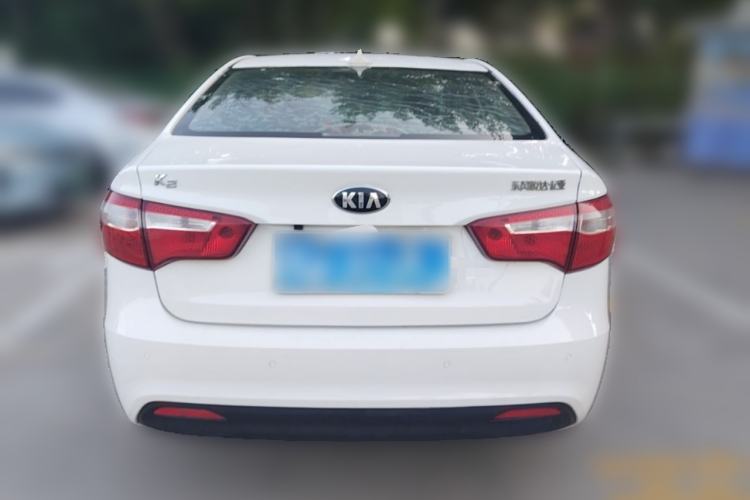 Used Kia K2 2012 Sedan 1.4L MT GLS Commemorative Edition
