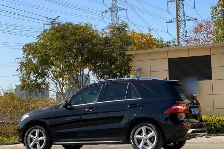 Used Mercedes-Benz M-Class 2014 ML 400 4MATIC Dynamic Model
