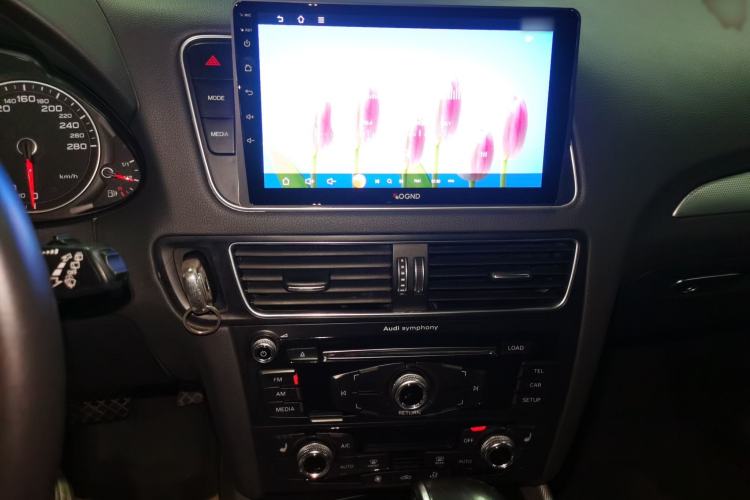 Used Audi Q5 2016 40 TFSI Technology Edition Audio And AC Panel