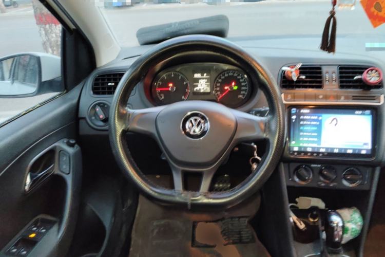 Used Volkswagen Polo 2018 1.5L Automatic Advanced Driving Model Steering Wheel