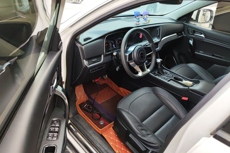 Used Zotye T600 Coupe 2017 1.5T Automatic Luxury Model Driver Seat