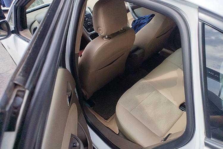Used Buick GT 2013 GT 1.6L Manual Entry-Level Model