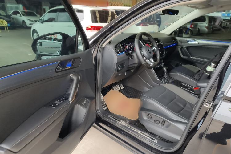 Used Volkswagen Tiguan L 2021 330TSI Automatic Two-Wheel Drive R-Line Enhanced Edition
