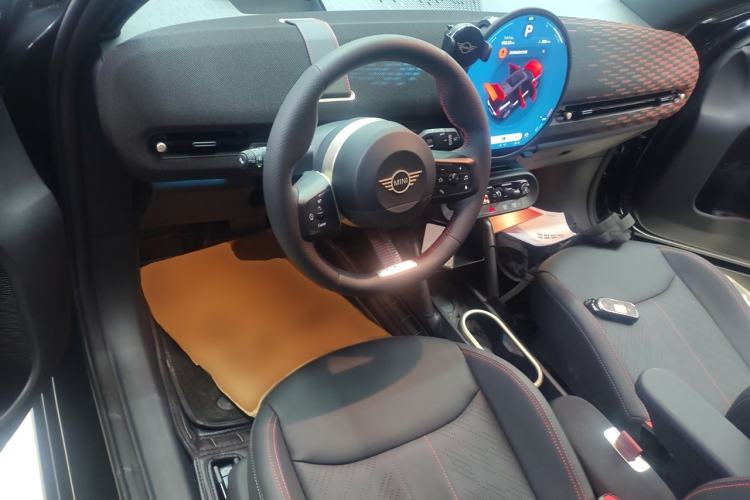 Used MINI Electric MINI ACEMAN 2024 SE Racing Driver
